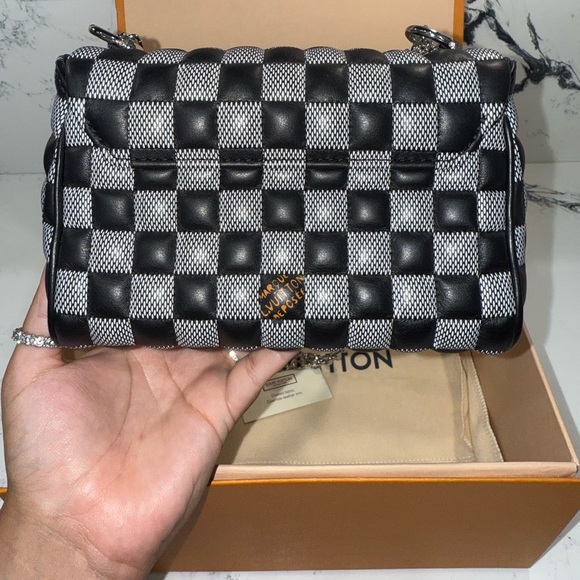 Louis Vuitton Damier Twist BB - Picture 2 of 11